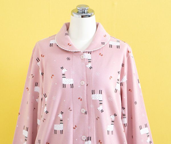 画像7: 肌にやさしい綿100％滑らかな肌触りのスムースニット地　アルパカ柄　前開き長袖パジャマ レディース　春秋向き　ナイトウェア　ルームウェア【Sサイズ】【LLサイズ】あり　おうち (7)