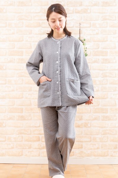 画像4: 母の日ギフト無料ラッピング　パジャマ レディース 春秋 前開き 長袖 肌にやさしい綿100％ダブルガーゼドット　部屋着 ルームウェア ナイトウェア  S/M/L/LL/3L 入院準備 母の日ギフト (4)