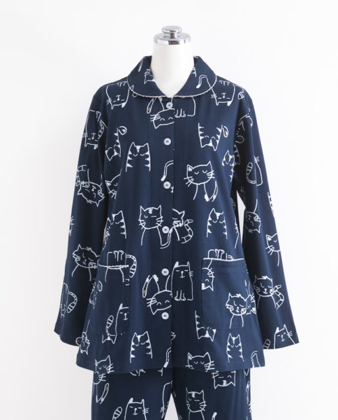 画像5: 肌にやさしい綿100％滑らかな肌触りのスムースニット地 ねこ柄 前開き長袖パジャマ レディース 春秋向き ナイトウェア ルームウェア S/M/L/LL/3L (5)
