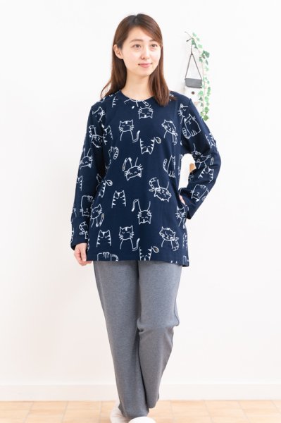 画像2: 肌にやさしい綿100％滑らかな肌触りのスムースニット地 ねこ柄 かぶり長袖パジャマ レディース 春秋向き ナイトウェア ルームウェア S/M/L/LL/3L/4L (2)