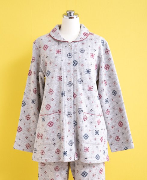 画像5: パジャマ レディース 長袖 前開き 冬 あたたかく肌にやさしい綿100％中わたニットキルト地 幾何柄プリント ナイトウェア ルームウェア  入院準備 女性 S/M/L/LL (5)