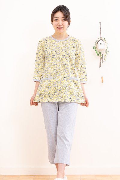 画像2: 肌にやさしい綿100％ パジャマ レディース 七分袖八分パンツ やや薄い天竺ニット地フラワーガーデン 春夏向き ルームウェア S/M/L/LL/3L 母の日 (2)