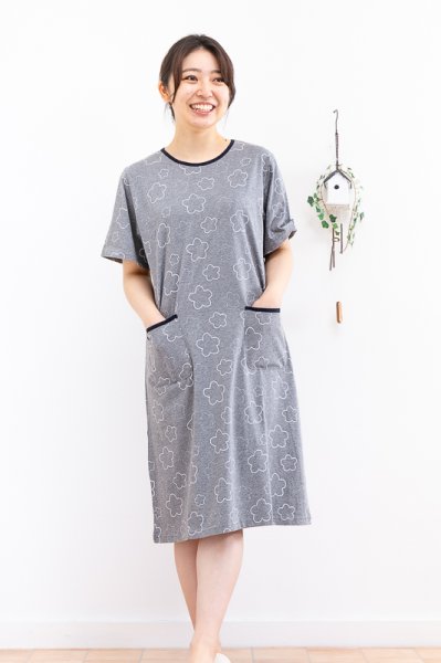 画像2: 肌に優しい綿100％　やや薄いニット素材のワンピース 半袖　かぶり 夏　M〜L L〜LL ルームウェア ネグリジェ パジャマ マタ二ティパジャマにも最適 出産入院準備 (2)