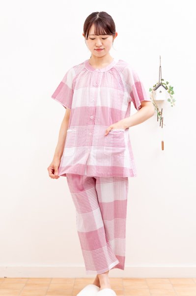 画像4: パジャマ レディース 夏 半袖 8分パンツ 前開 肌にやさやさしく涼しい綿100％楊柳チェック ナイトウェア ルームウェア 部屋着 【Sサイズ】【LLサイズ】【3Lサイズ】 (4)