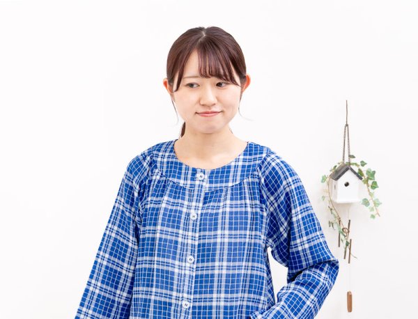 画像6: 軽くて柔らかい肌触りのやや薄いガーゼ楊柳チェック パジャマ レディース 長袖 初夏・夏・初秋向き S/M/L/LL/3L ナイトウェア ルームウェア 入院準備  (6)