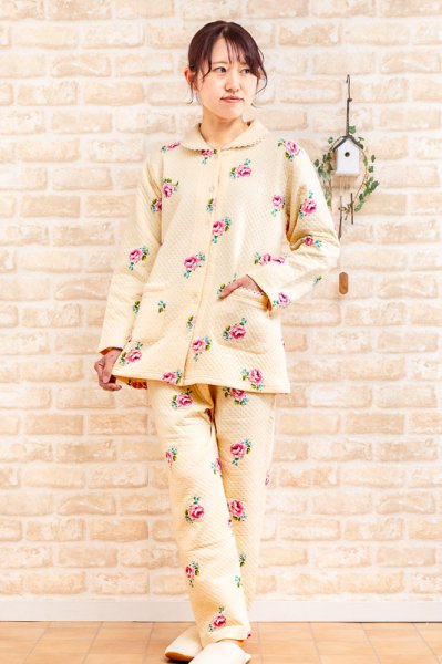 画像5: 綿100％肌にやさしく柔らかくて暖かい中わたニットキルト地バラ柄プリント パジャマ レディース 長袖 前開き 冬 S/M/L/LL/3L ナイトウェア ルームウェア 部屋着 入院準備 (5)