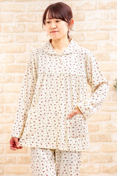 画像2: 肌にやさしい綿100% パジャマ レディース やや薄い天竺ニット地小花柄 長袖 前開き 春 初秋向き S/M/L/LL/3L ナイトウェア ルームウェア 部屋着 入院準備 (2)