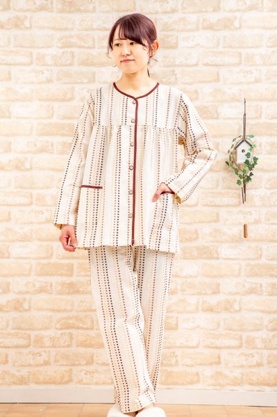 画像2: パジ ャマ レデイース 秋冬 肌にやさしい綿100％先染めドット織ストライプ地 前開き S/M/L/LL/3L 入院準備 ナイトウェア ルームウェア (2)