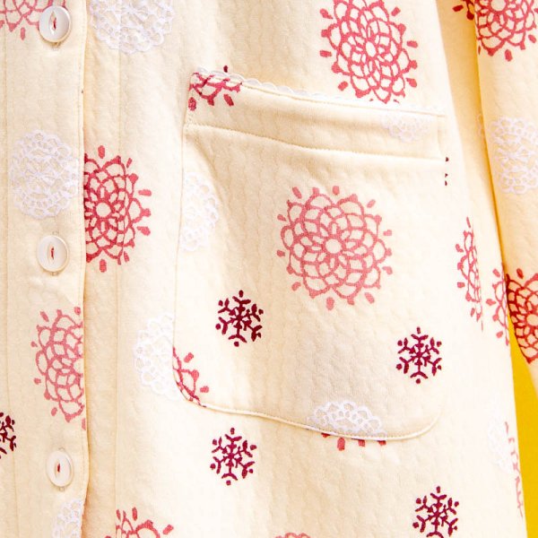 画像7: 綿100％暖かい中わたニットキルト地幾何柄プリント ワンピース 前開き　長袖　冬向き　ナイトウェア　ルームウェア　ネグリジェ　M〜L/L〜LL (7)