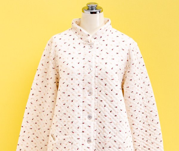 画像11: あたたかく肌にやさしい綿100％中わたニットキルト地 スタンドカラー前開きパジャマ レディース 冬長袖  小花 冬向き商品 入院準備 ナイトウェア 敬老の日 S/M/L/LL/3L/4L (11)